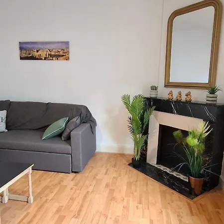 Apartment Des Cousines Anais 4 Personnes Nancy