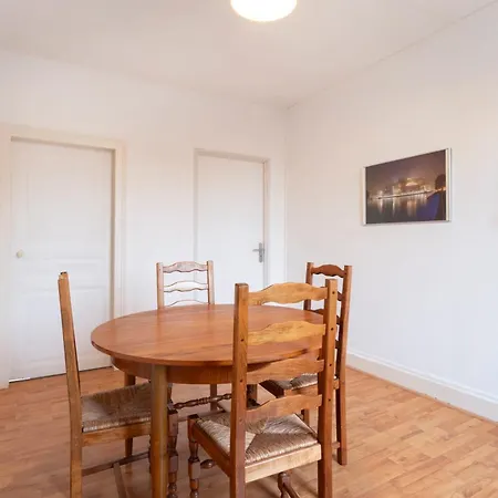 Des Cousines Anais 4 Personnes Apartment *