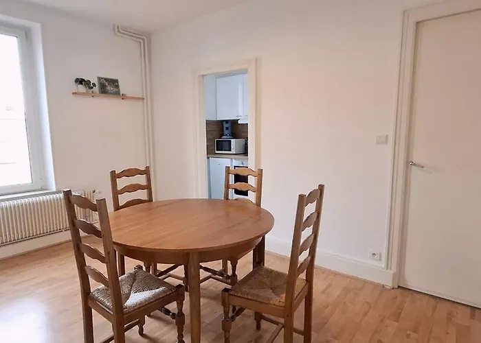 Des Cousines Anais 4 Personnes * Nancy